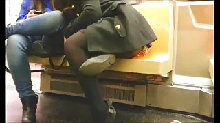 Pawg, عکس کون مرد در قطار