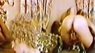 C-c, داستان س گروه جنسیت