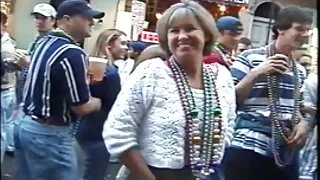 عکس کیر توی کس مردی گراس, فلاشر می پرسد پلیس اجازه