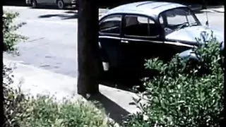 دختر شیرین با پوست رنگ پریده آن را بسیار هیجان زده هنگامی که شما در حال حاضر او عظیم سیاه و سفید دیک