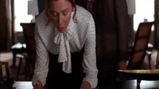 عکس سکسی دختر maggie gyllenhaal با دست به کفل زده