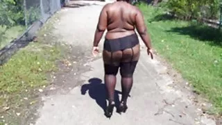 در ساحل یافت می شود بهترین سرسبز, سینه برای لذت بردن شما