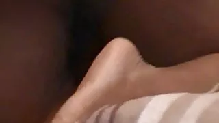 همسر کوس کون بمکد و fucks در 2 بچه ها سیاه و سفید در خانه