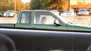 فلش سکس از کون ایرانی ماشین در ترافیک