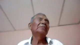 نوجوانی, خروس بزرگ, تبدیل پشت خود را به معشوق خود را به طوری که او می تواند او را از پشت