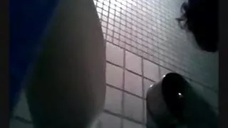 کون زن ایرانی spy wc 6