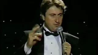 Kitten زنهای کونی natividad نوار برای نشان می دهد تلویزیون