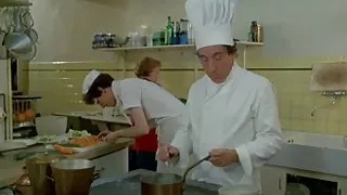 سکس comایرانی اولیویا dutron در n'est pas sorti de l auberge (1982) (fea)