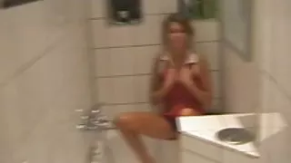 داستان سکسی جالب دختر آلمانی--کریسمس مبارک-- badezimmer, قسمت 1