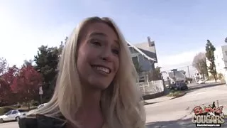 عکس کون کوس cum filled مادر سفید توسط مرد جوان سیاه و سفید