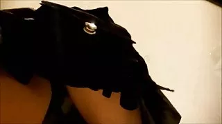 کلیپ سکسی دامن کوتاه 7